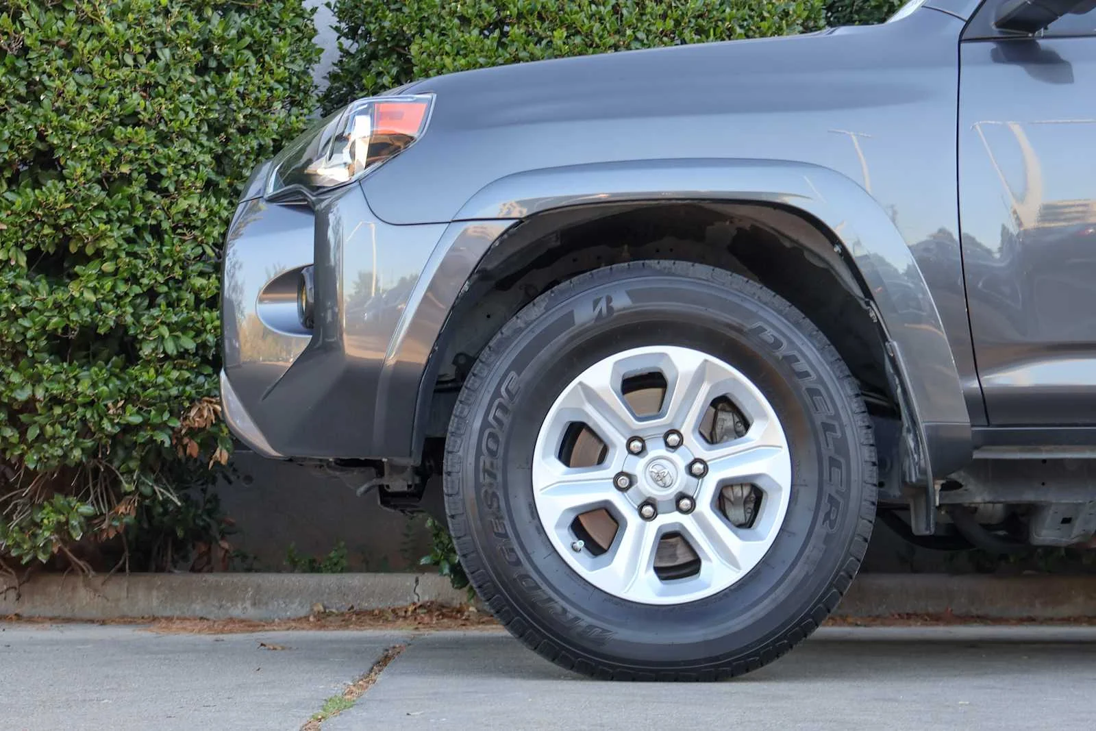 Used 2019 Magnetic Gray Metallic Toyota SR5 image 6