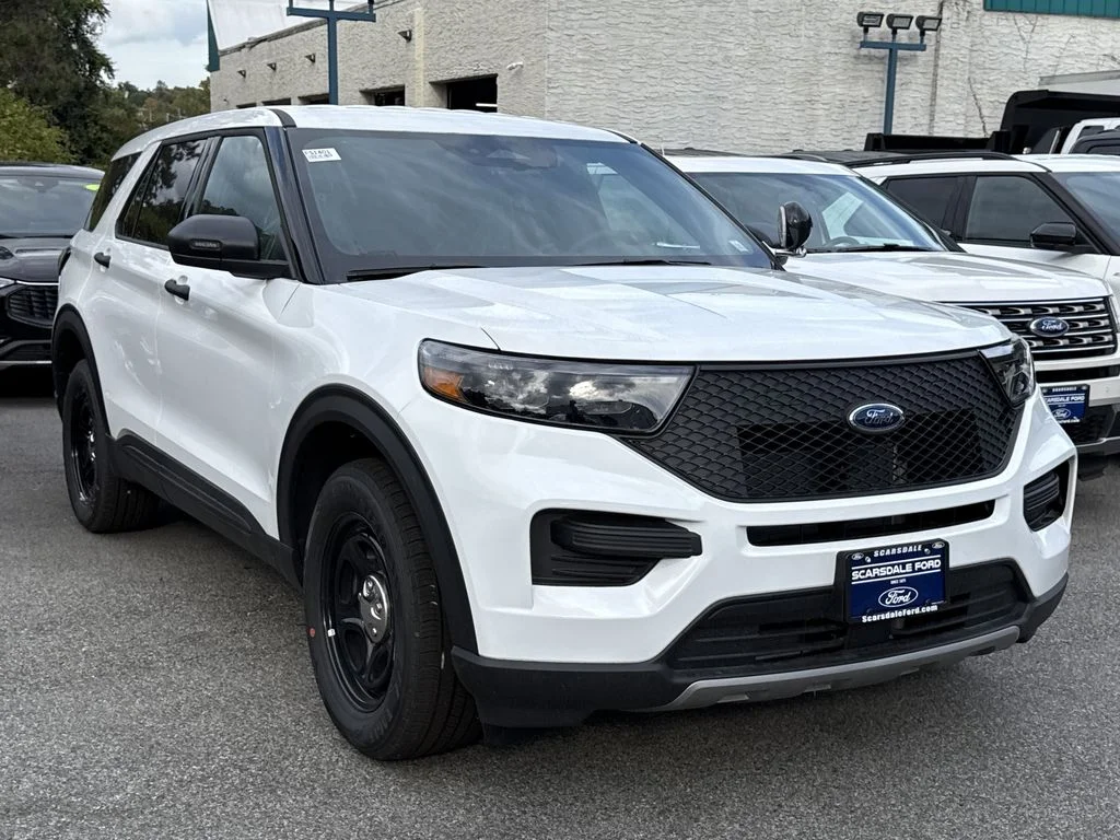 New 2025 White Ford Base image 1
