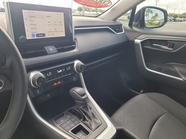 Used 2025 Silver Toyota XLE image 22