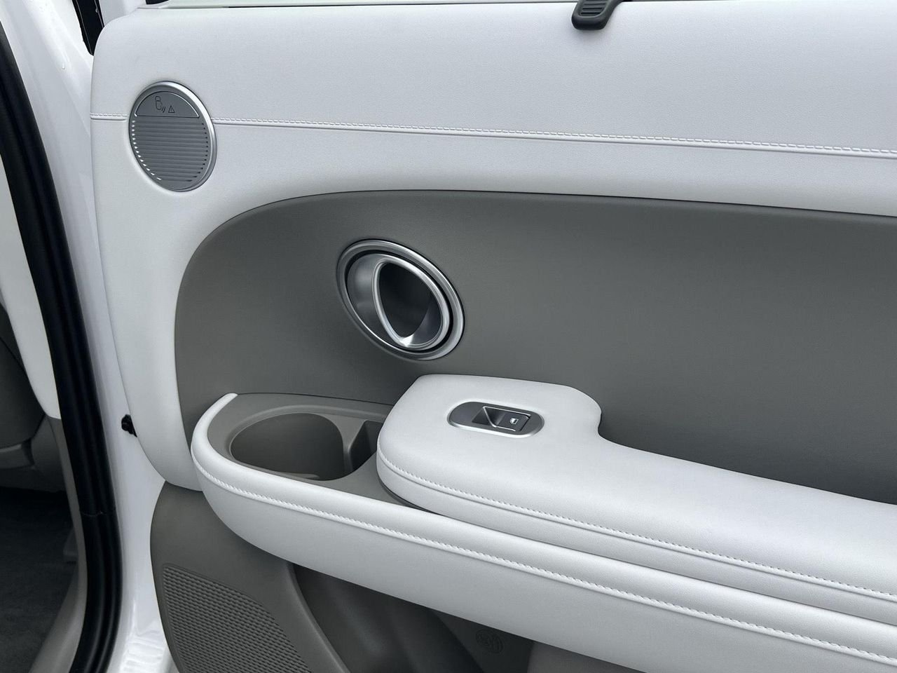 New 2026 Creamy White Pearl Hyundai SEL Premium 8P image 61