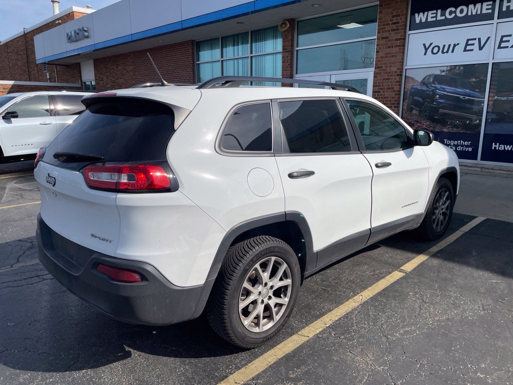 Used 2017 White Jeep Sport image 5