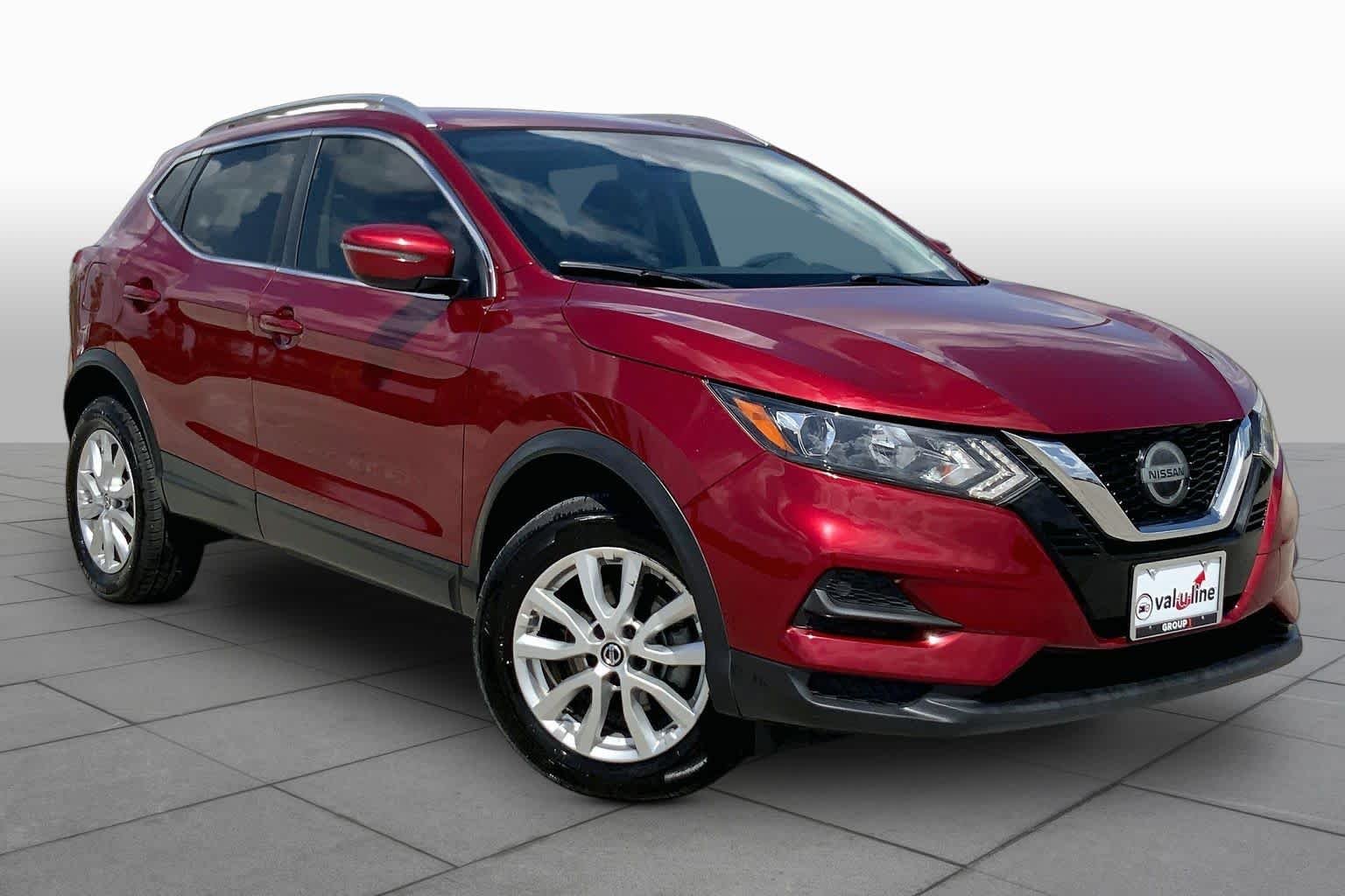 Used 2020 Scarlet Ember Tintcoat Nissan SV image 3