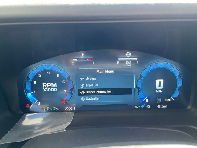 New 2025 Azure Gray Metallic Tri-Coat Ford Badlands® image 21