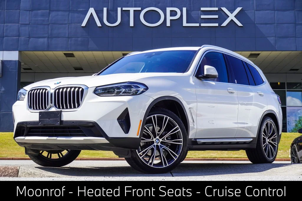 Used 2023 White BMW xDrive30i image 1