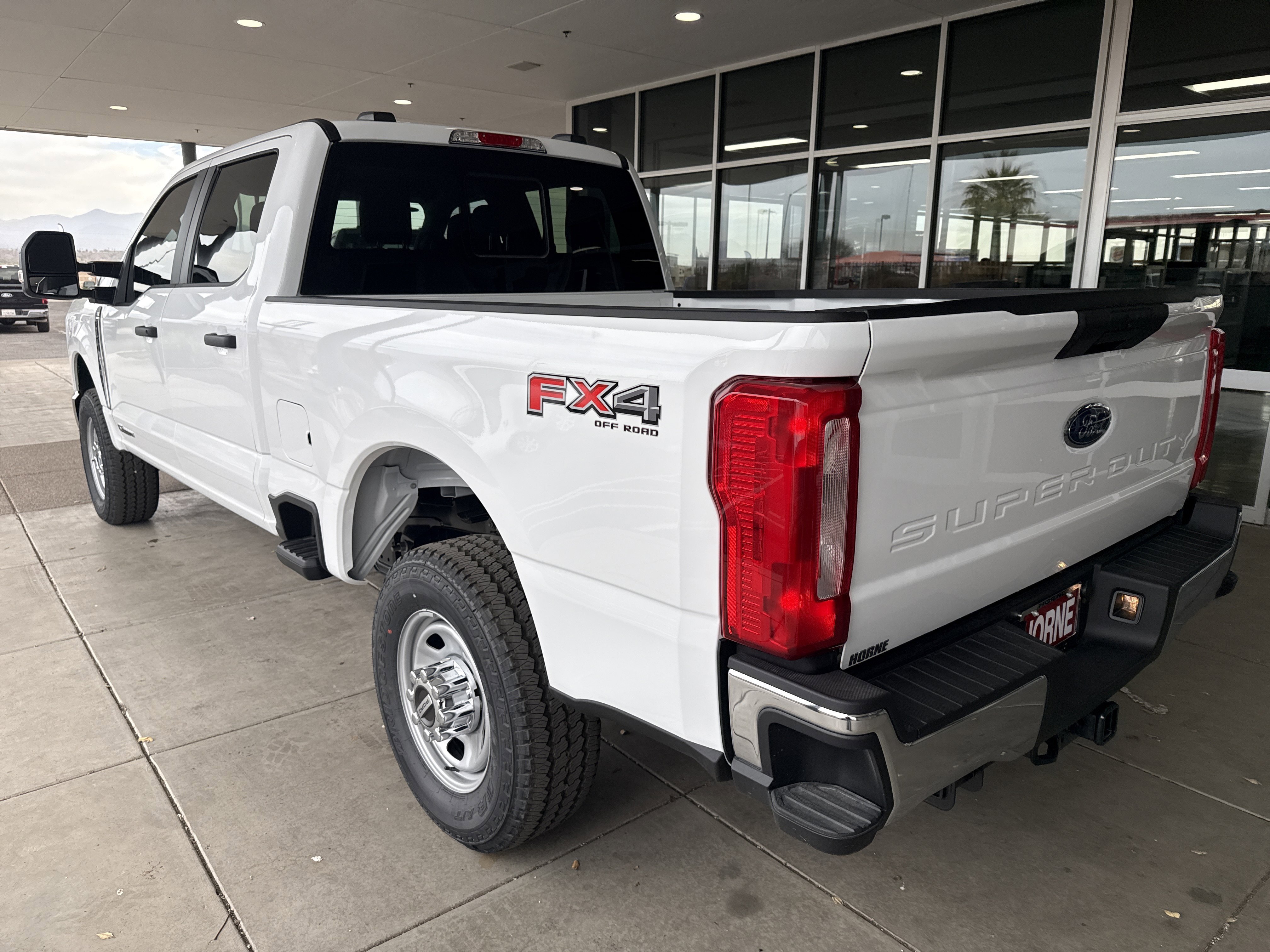 2026 Ford F-350 Super Duty XL - Photo 6