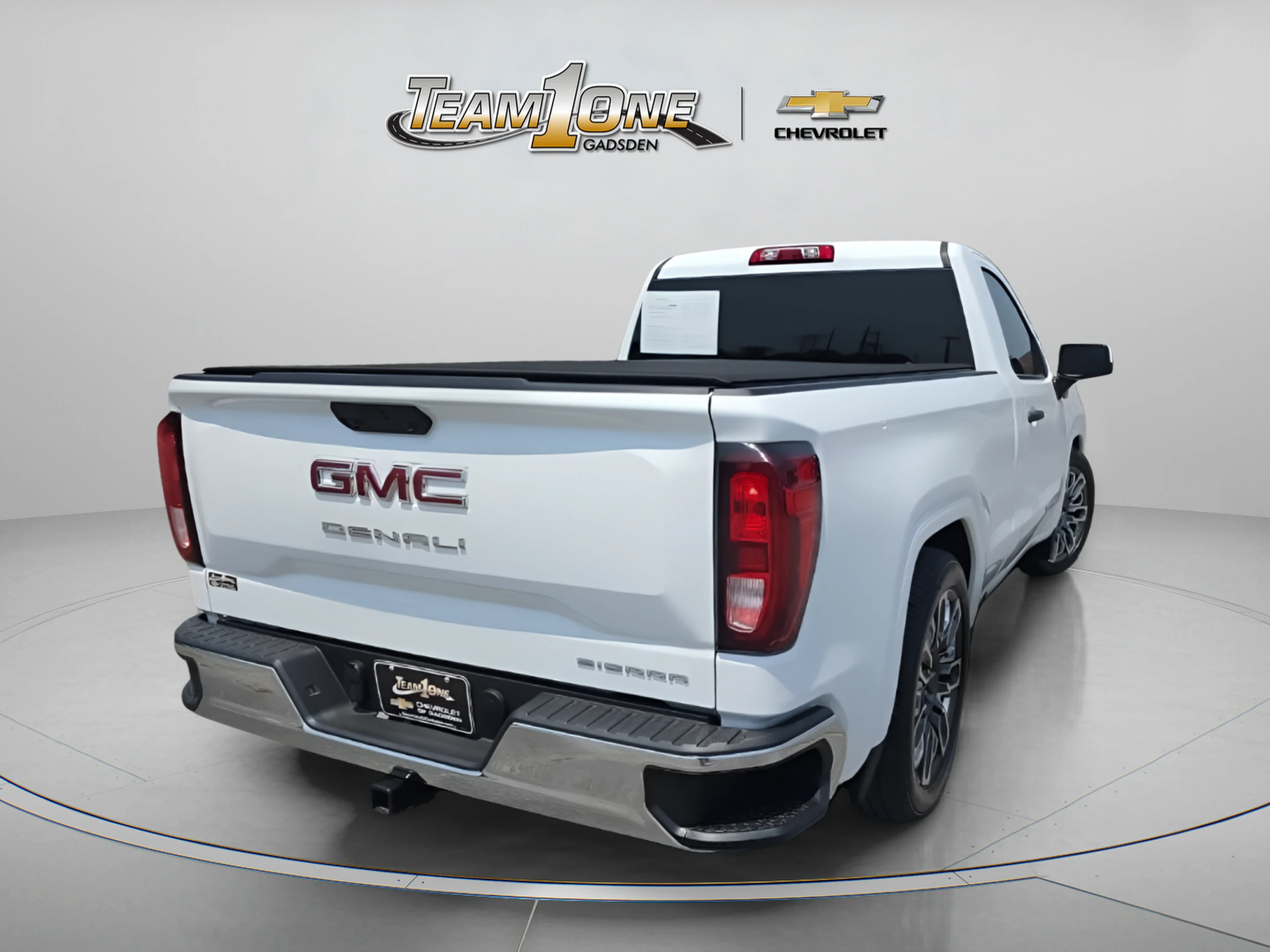 Used 2026 Summit White GMC Pro image 7