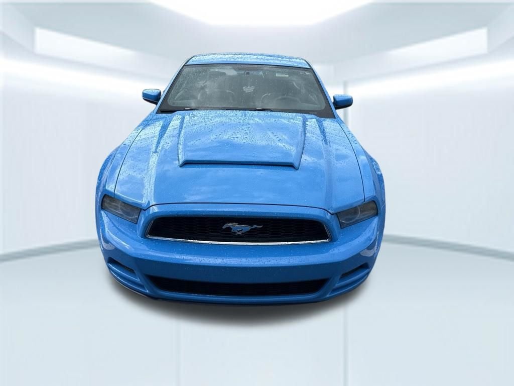 Used 2013 Blue Ford V6 Premium image 6