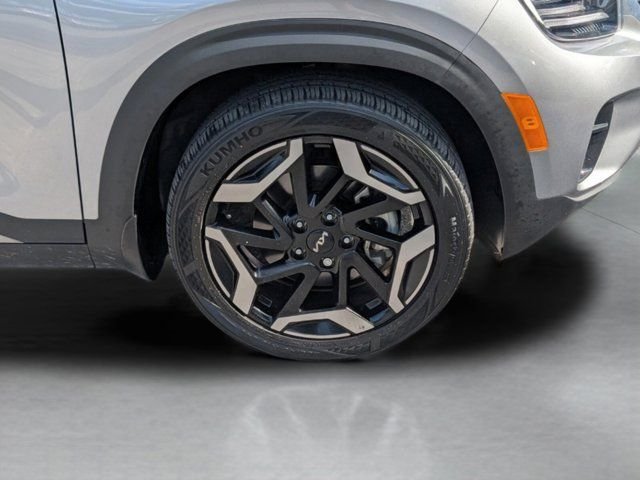 Used 2024 Gray Kia SX image 9