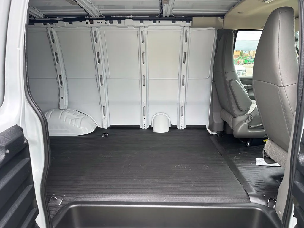 2026 GMC Savana Cargo Work Van - Photo 16