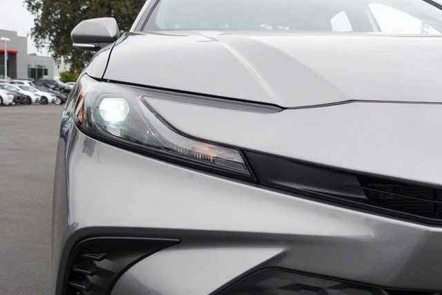 New 2026 Heavy Metal <sup>1</sup> Toyota  SE image 6