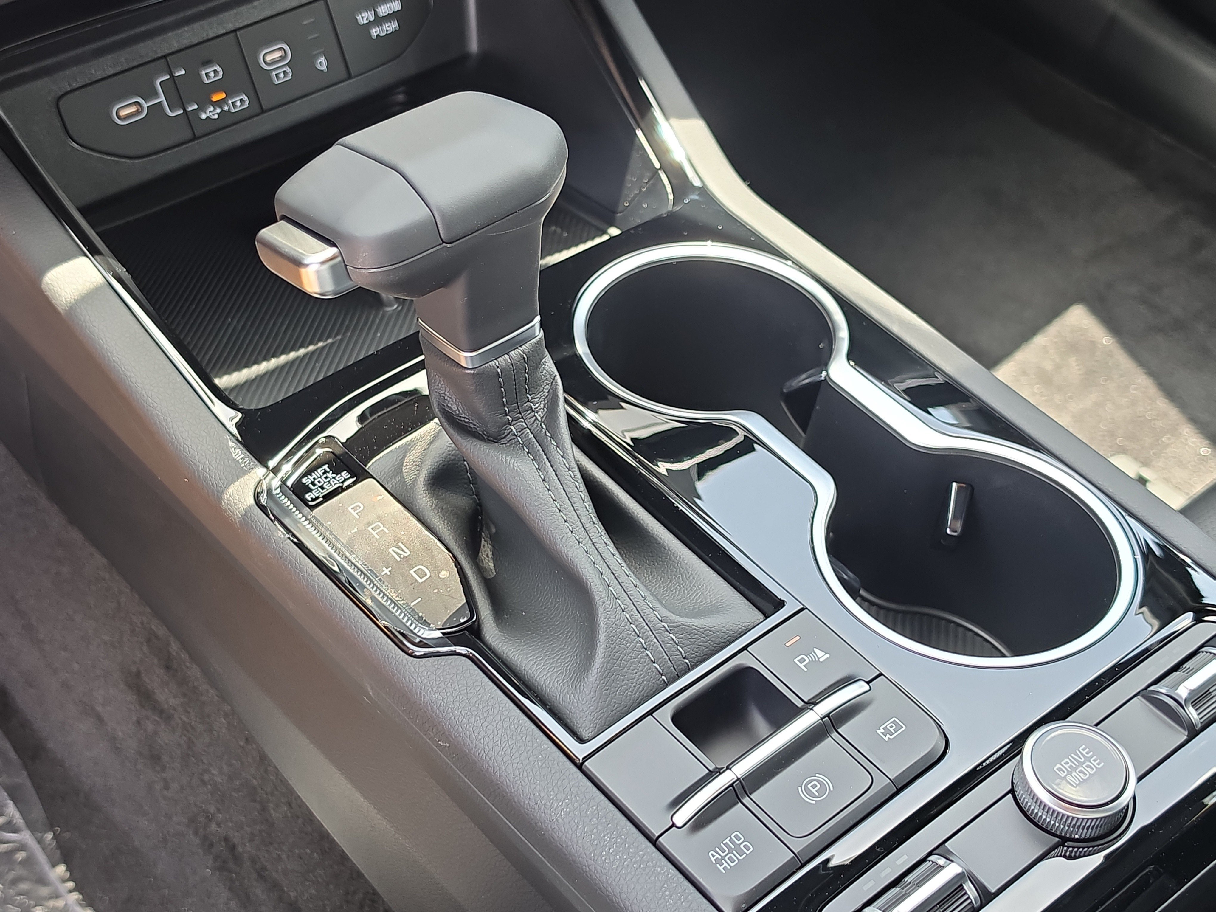 New 2026 Wolf Gray Kia GT-Line FWD image 26