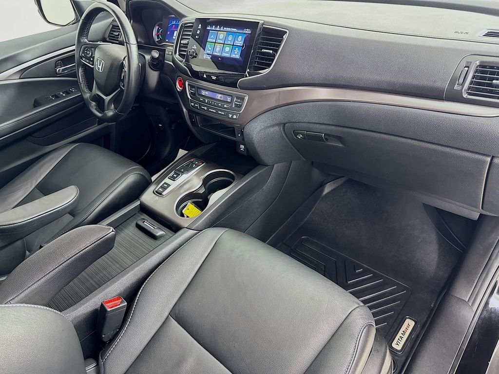 Certified Used 2021 Black Honda EX-L image 40