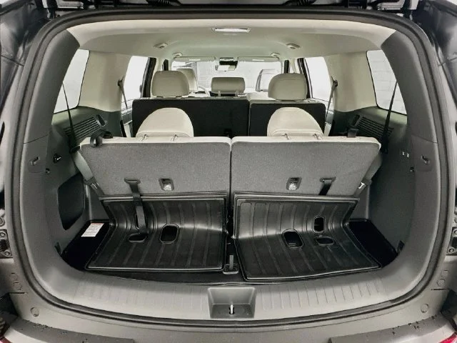 New 2027 Black Hyundai SEL image 22