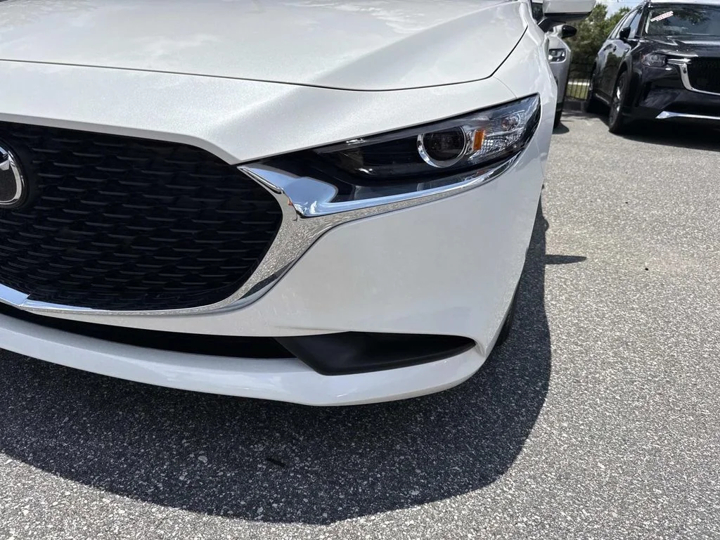 Used 2025 White Mazda 2.5 S image 12
