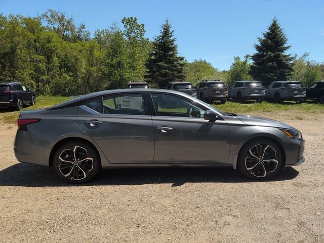 New 2026 Gun Metallic Nissan SR image 2