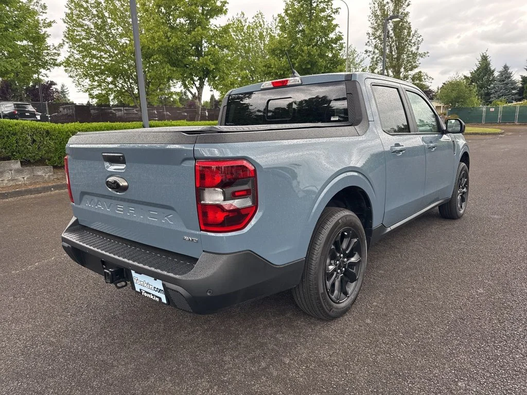 Used 2024 Azure Gray Metallic Ford Lariat image 7