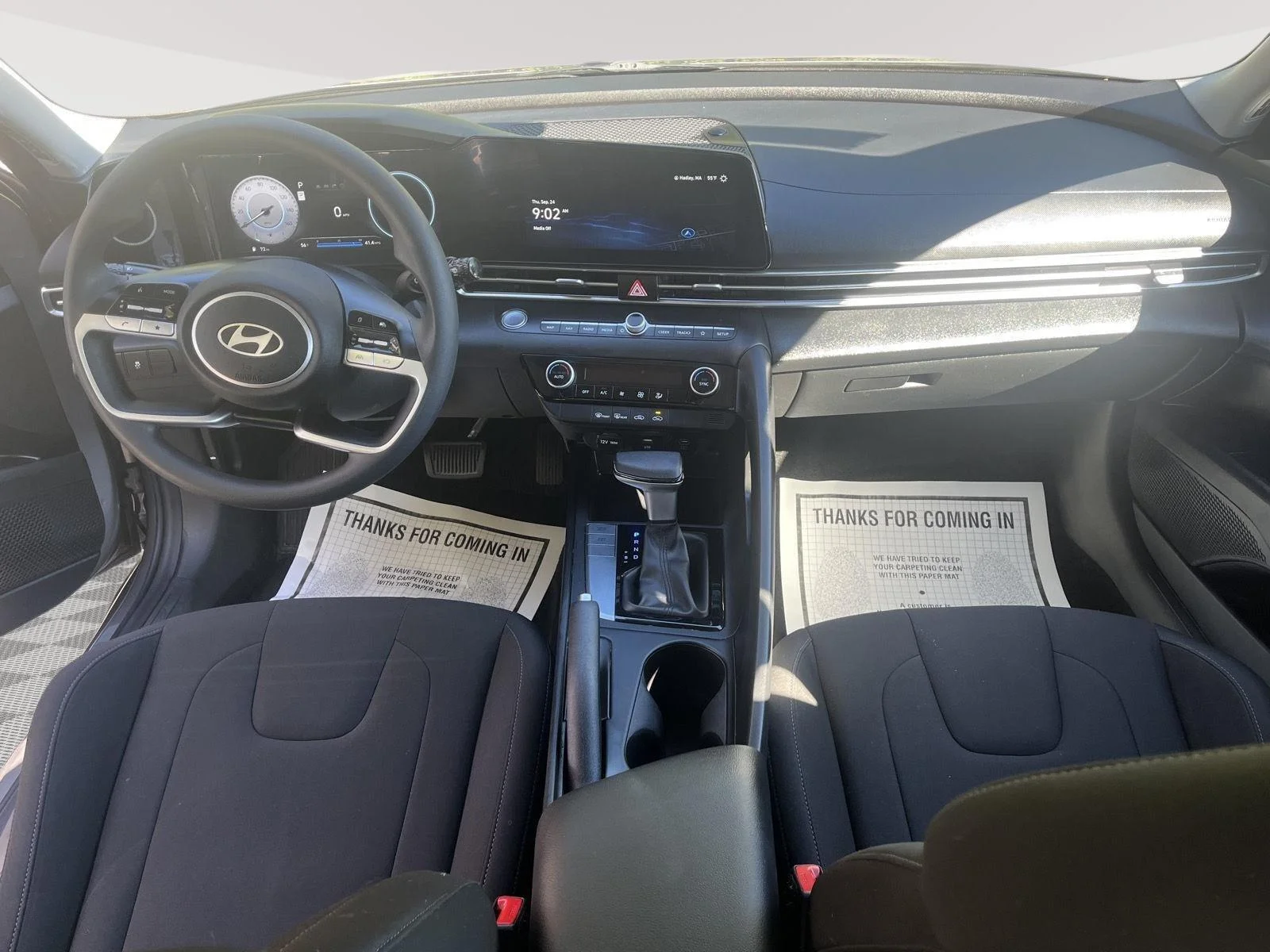 Used 2024 Fluid Metal Hyundai SEL image 16