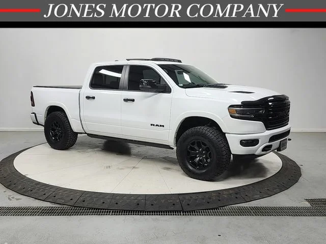 2023 RAM 1500 Limited 4x4 Crew Cab 5'7's photo