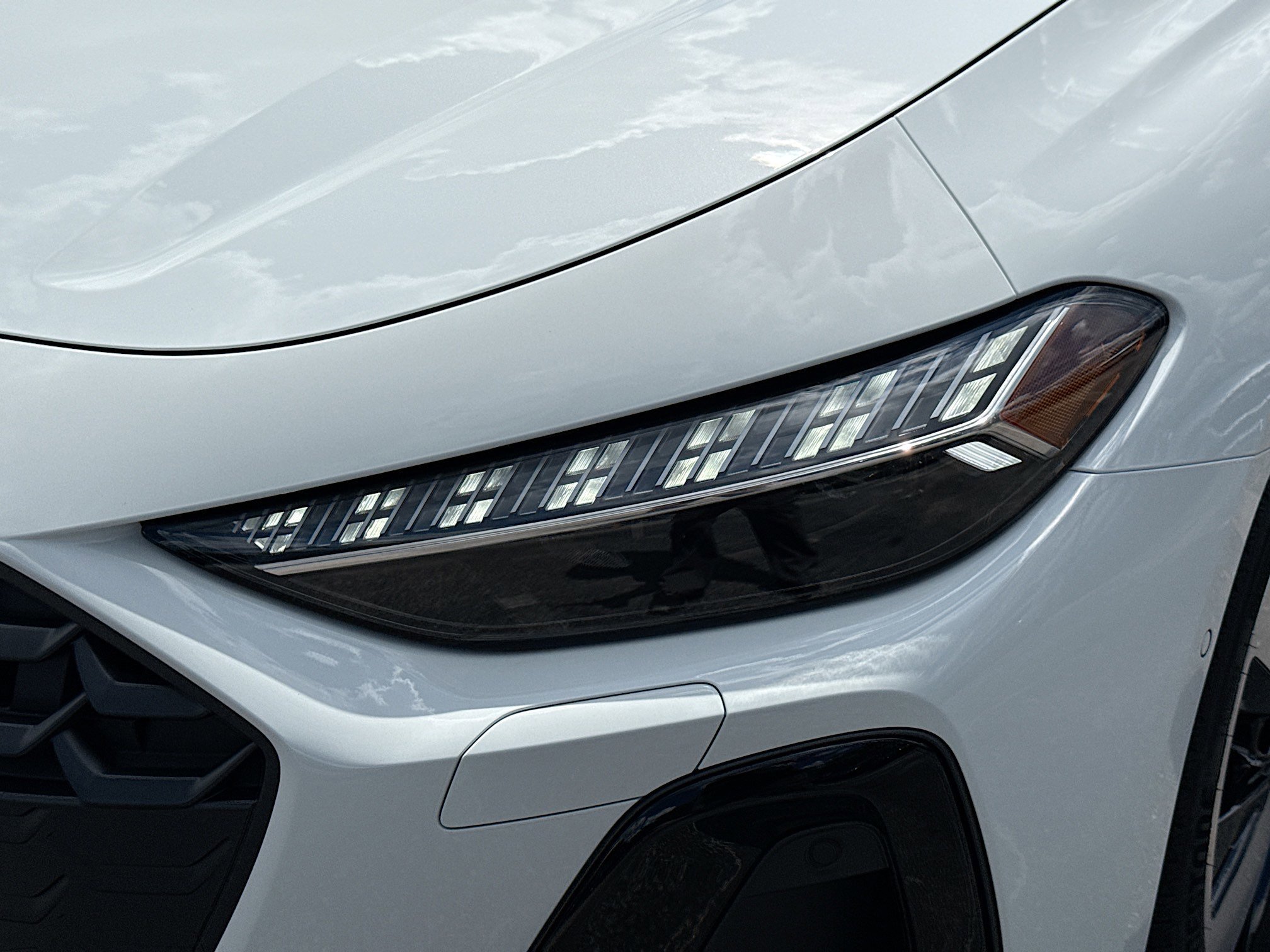 New 2026 Glacier White Metallic Audi Premium Plus image 9