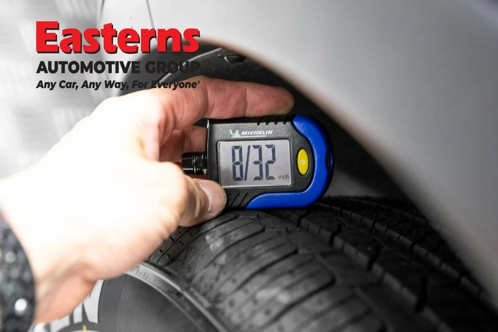 Used 2019 Gray Buick Preferred image 26