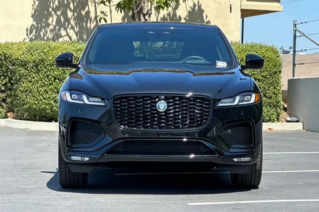 New 2026 Santorini Black Jaguar P250 R-Dynamic S image 8