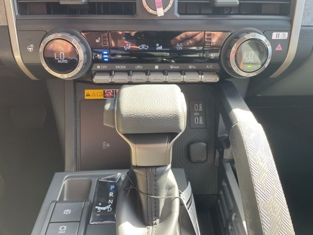 2025 Toyota Tacoma Trailhunter - Photo 38