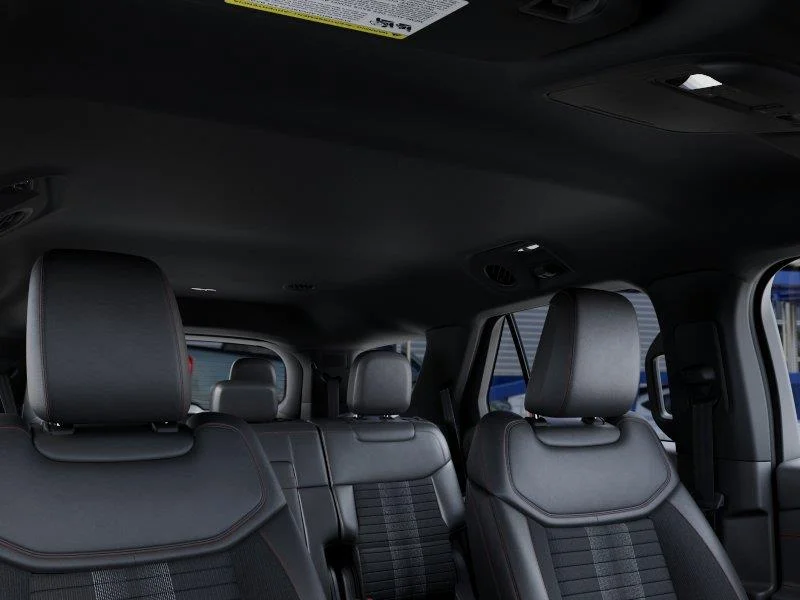 New 2027 Agate Black Metallic Ford ST-Line image 22