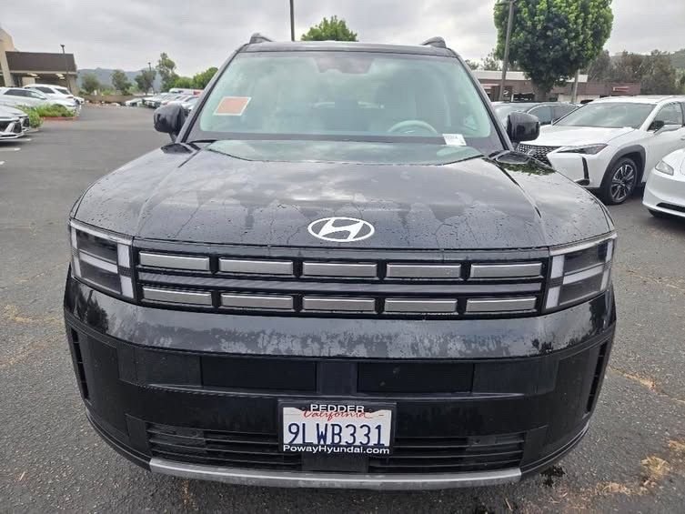 Used 2024 Black Hyundai SEL image 4