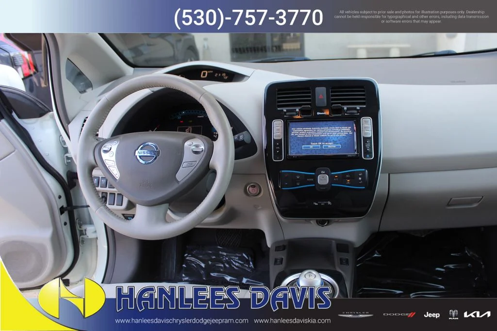 Used 2012 White Nissan SV image 15
