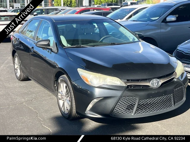 2016 Toyota Camry SE