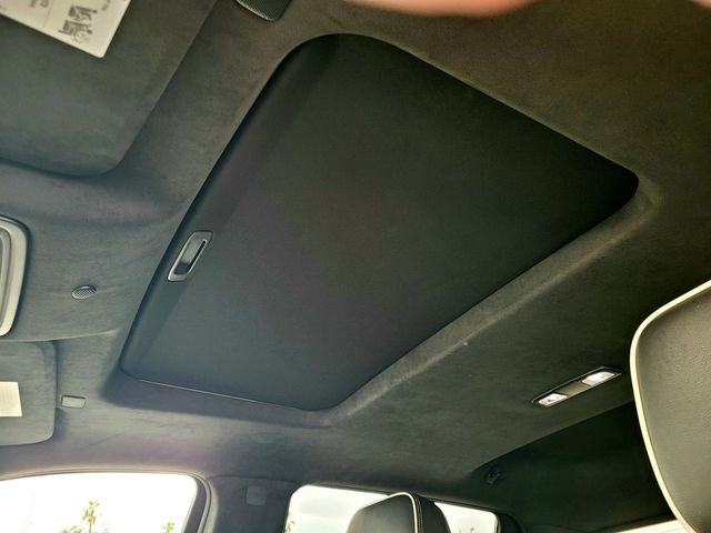 Used 2024 White GMC AT4X image 17