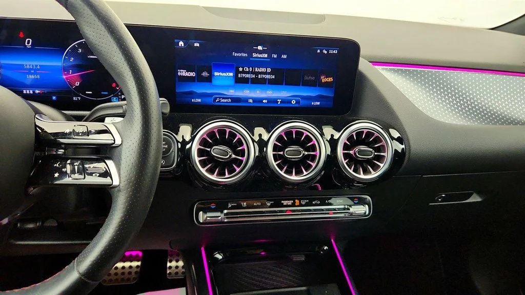 Used 2025 Polar White Mercedes-Benz GLA 250 4MATIC SUV w/ AMG® Night Pkg & Burmester Audio image 17