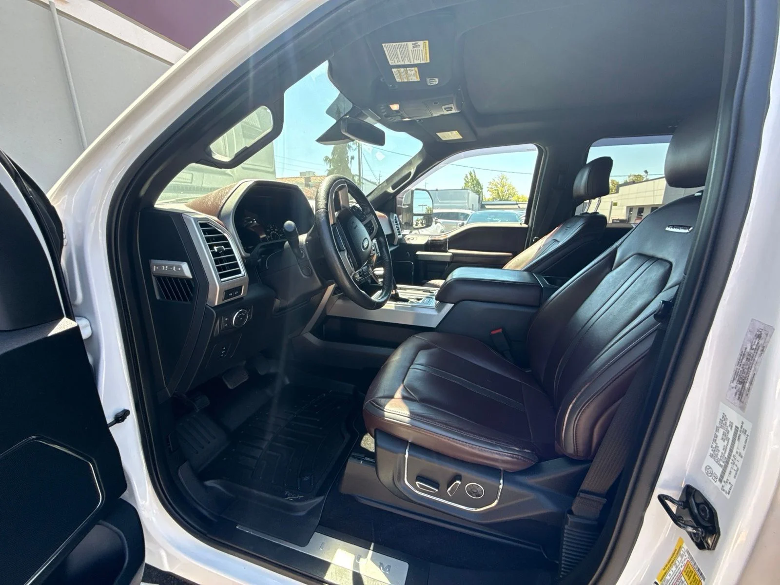Used 2016 White Ford Platinum image 2