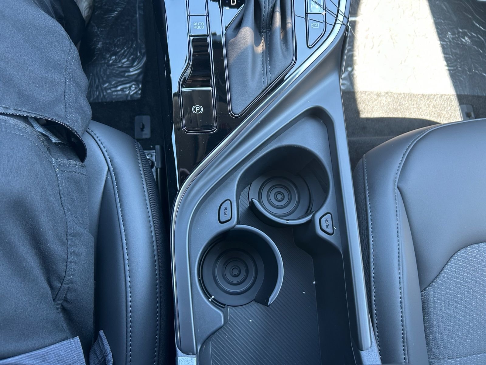 New 2026 Mineral Blue Kia EX image 18