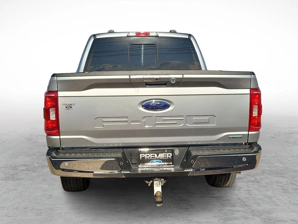 Used 2023 Silver Ford XLT image 9