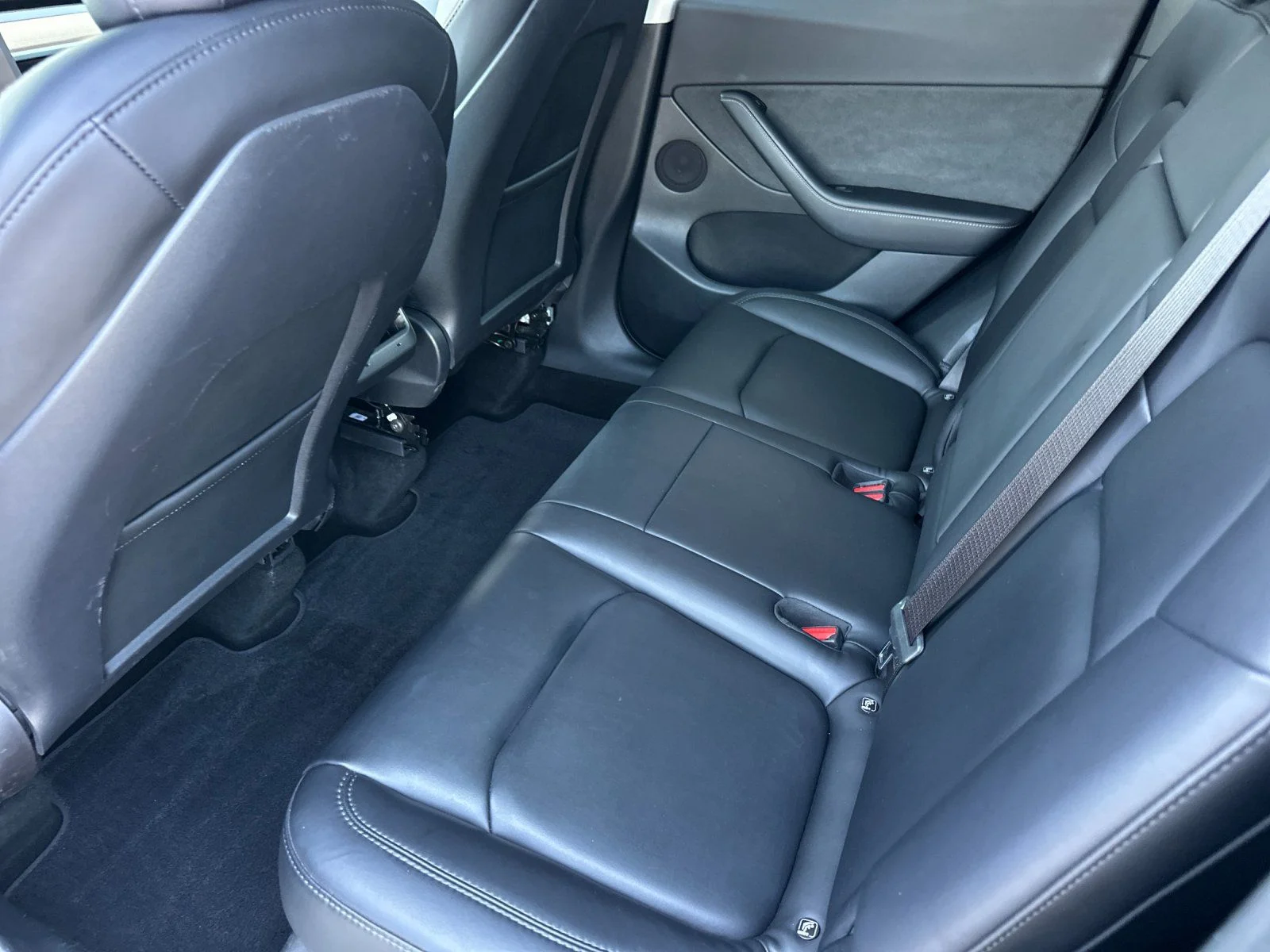 Used 2022 Blue Tesla Long Range image 11