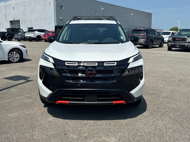 New 2026 Everest White Pearl TriCoat Nissan Rock Creek® image 9
