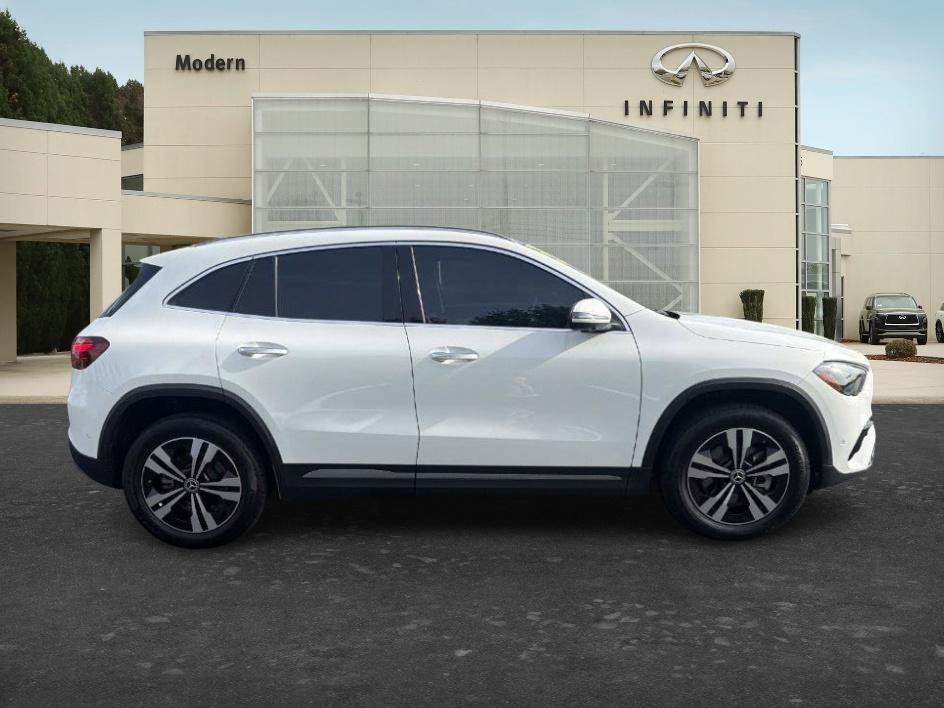 Used 2026 Polar White Mercedes-Benz GLA 250 image 4