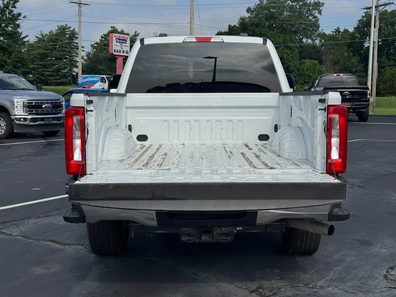 Used 2025 White Ford XL 4WD Crew Cab 6.75' Box image 4