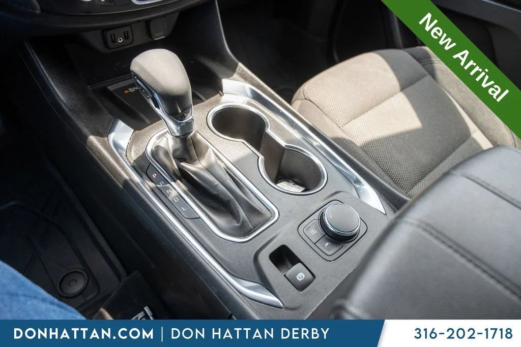 Used 2023 Gray Chevrolet LT image 15