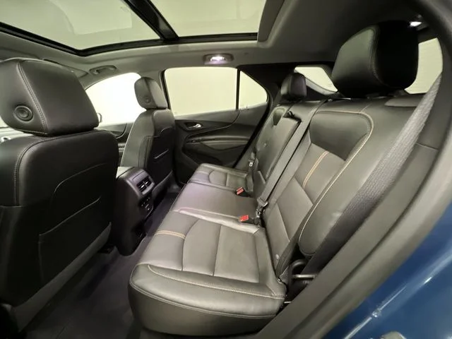 Used 2024 Blue Chevrolet Premier image 27