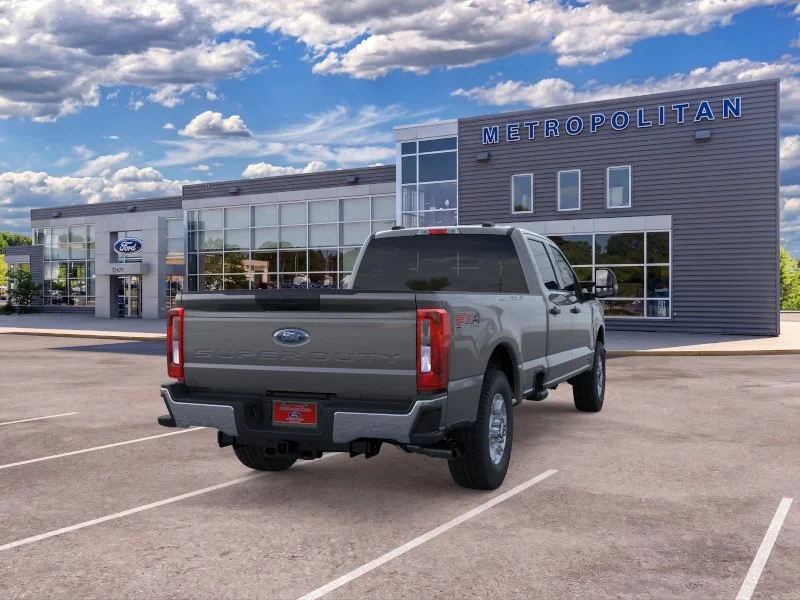 2026 Ford F-350 Super Duty XLT - Photo 8