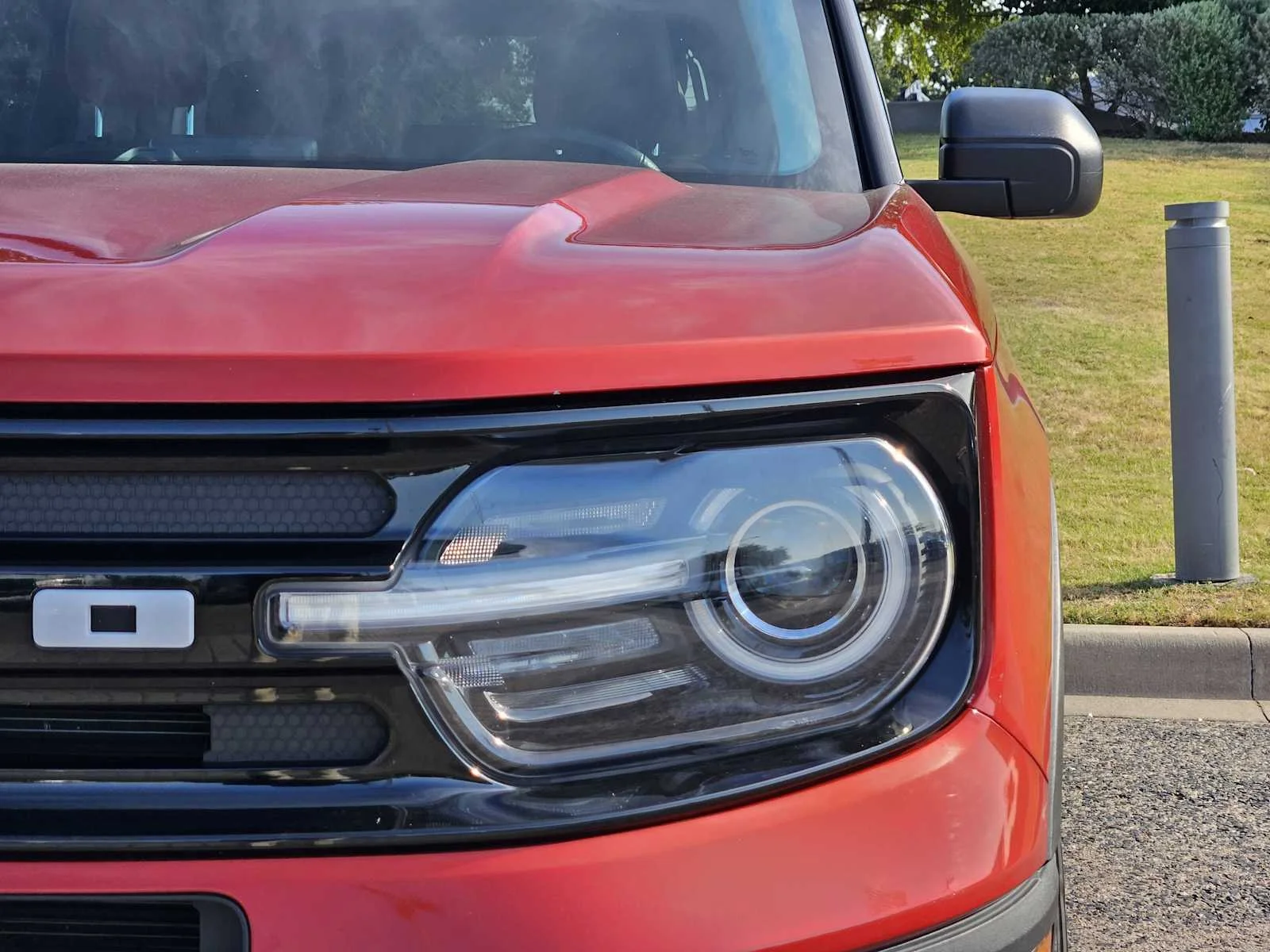 Used 2022 Hot Pepper Red Tinted Clearcoat Ford Outer Banks image 6