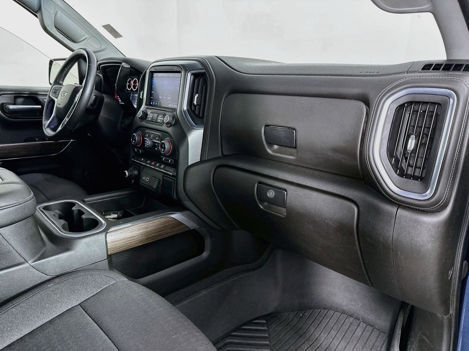 Used 2022 Blue Chevrolet LT Trail Boss image 29