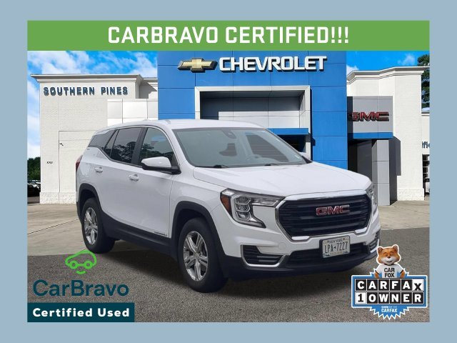 Used 2024 White GMC SLE image 1