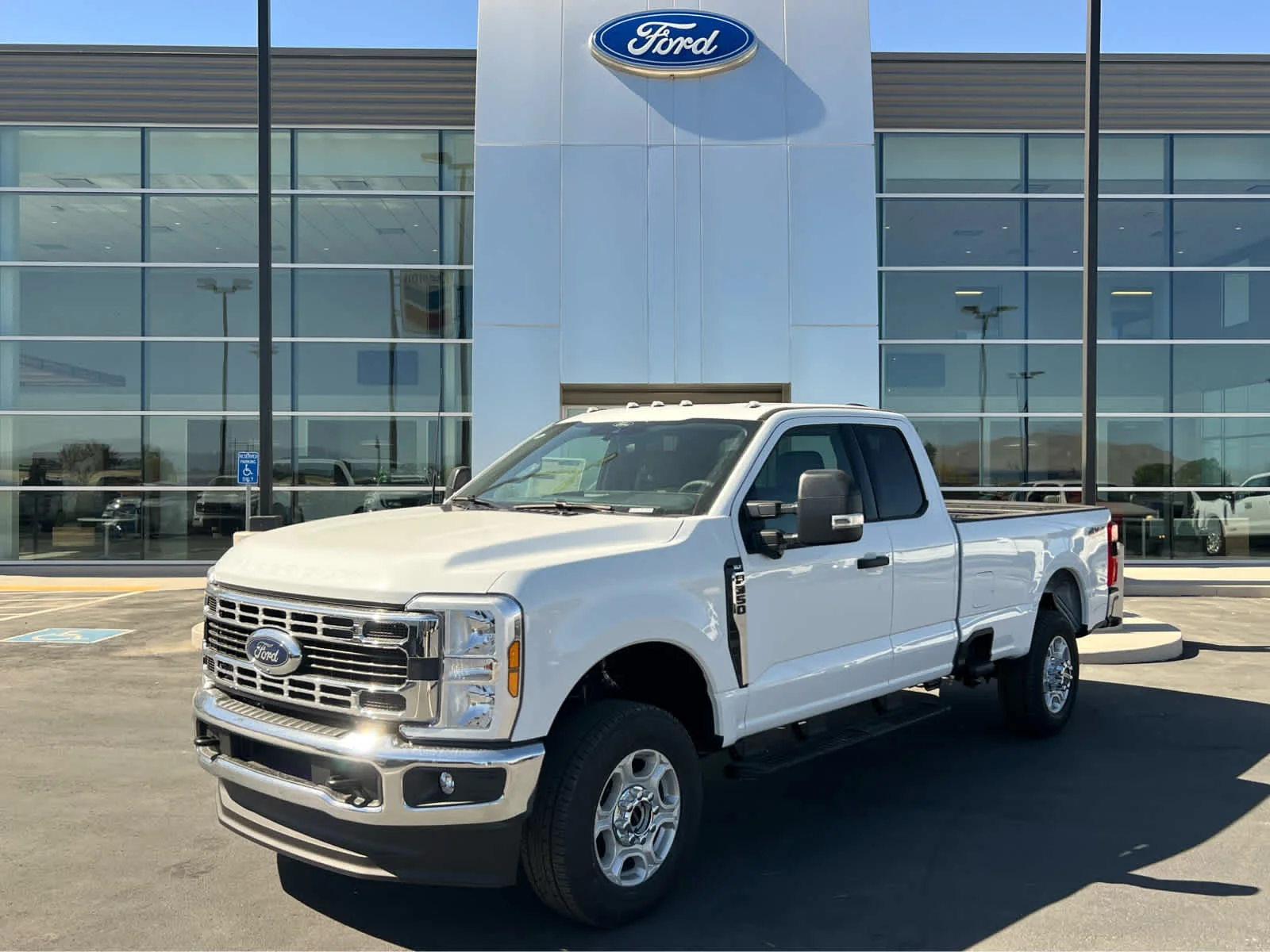 2026 Ford F-350 XLT 4x4 SuperCab 8' Box SRW's photo
