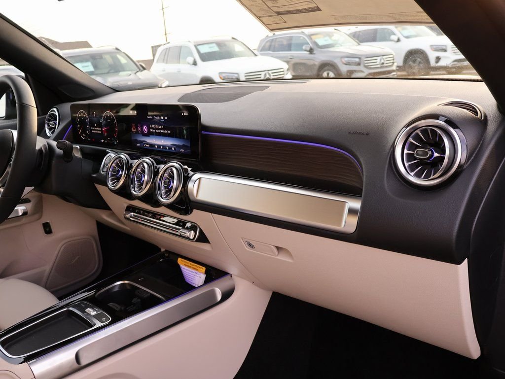 New 2026 Night Black Mercedes-Benz GLB 250 image 11
