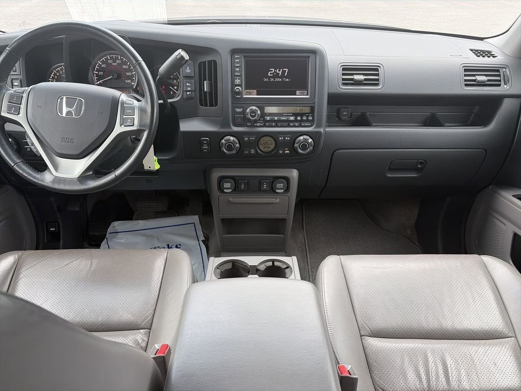 Used 2012 Silver Honda RTL image 14