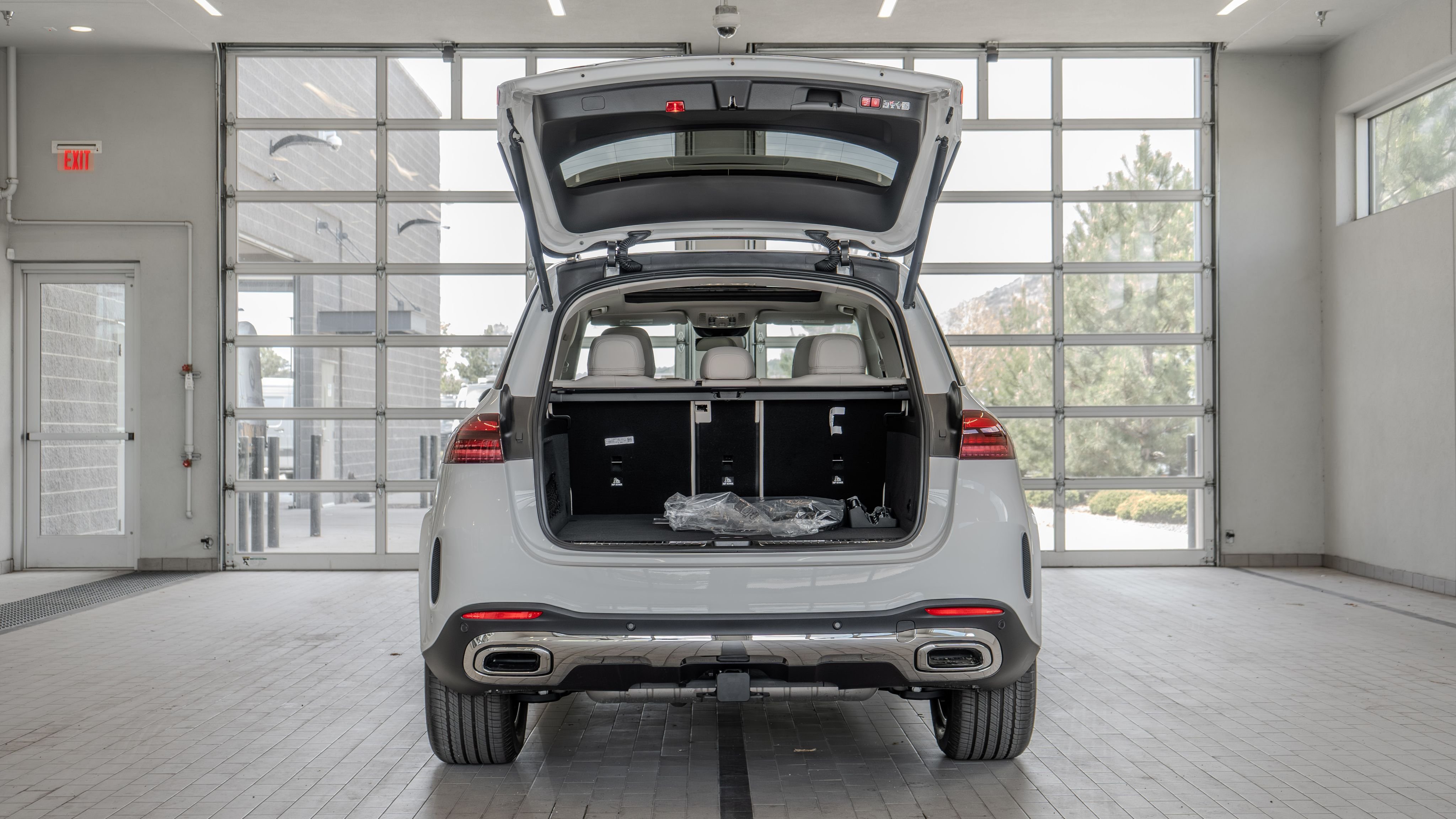 New 2026 Polar White Mercedes-Benz GLE 450 image 16
