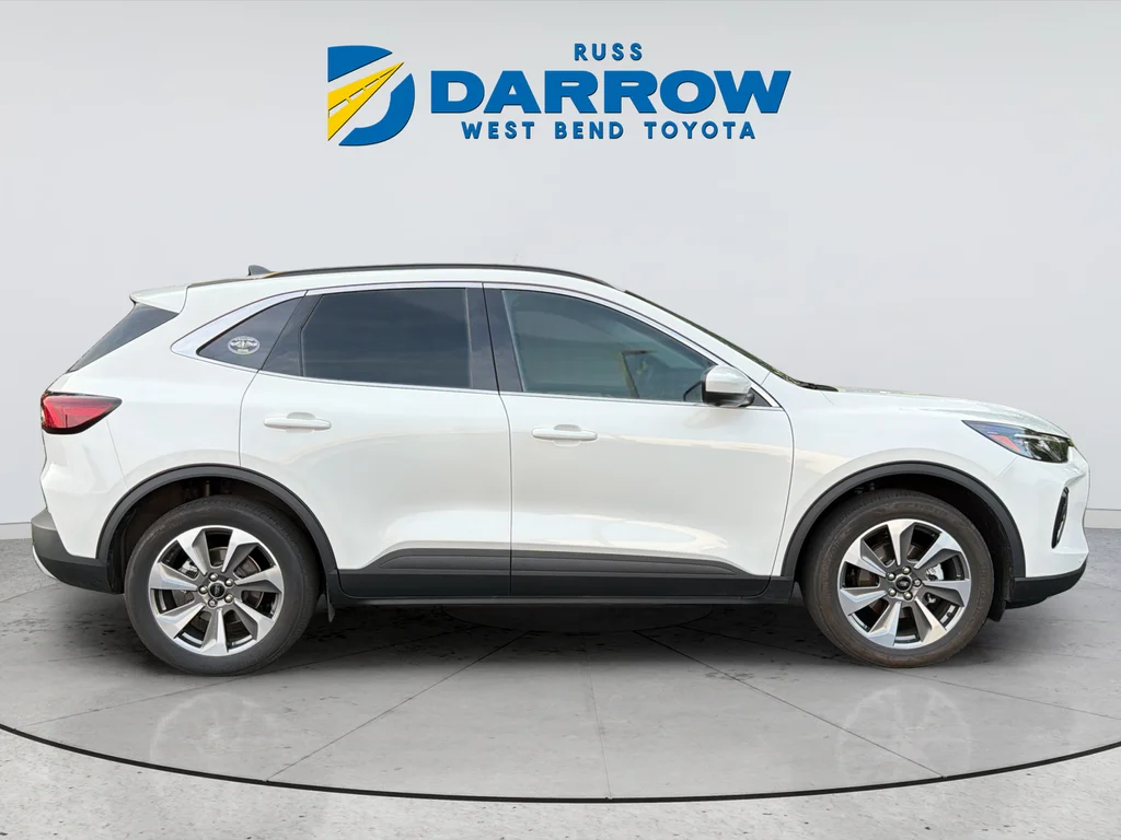 Used 2023 White Ford Platinum image 5